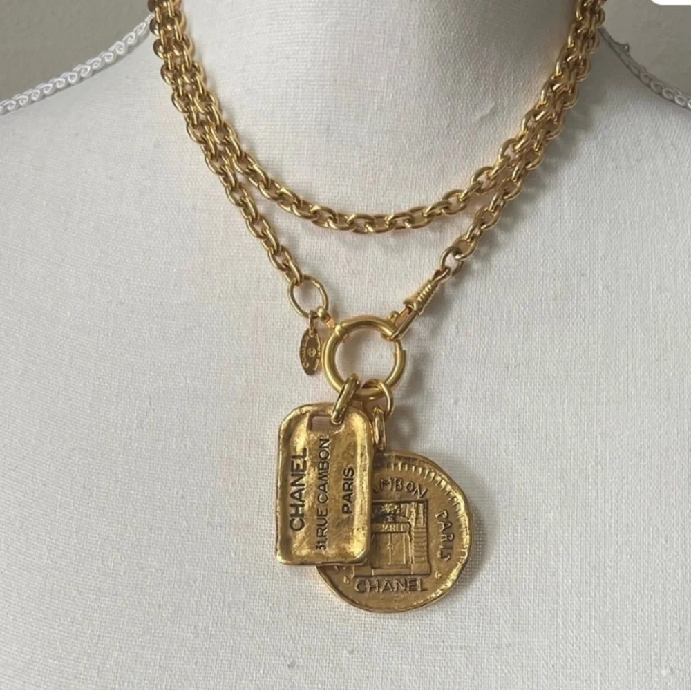 CHANEL authentic vintage